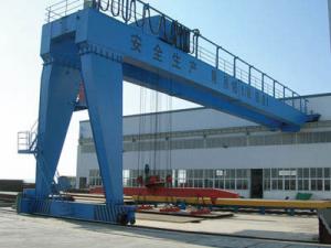 半門式起重機(jī)